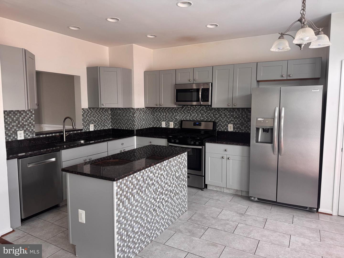 2754 Wakewater Way — photo