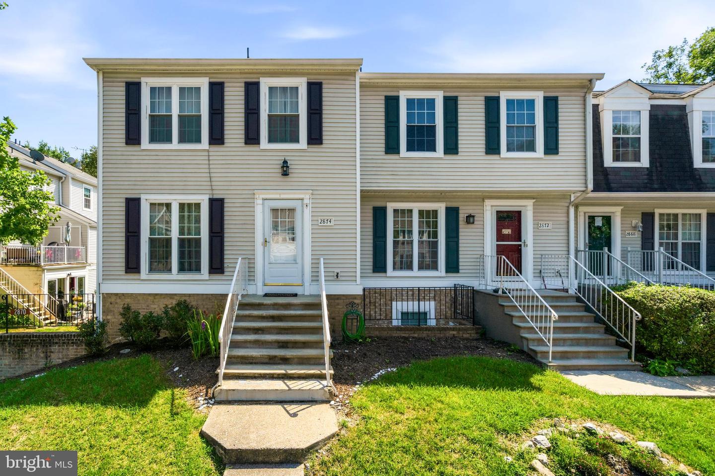 2874 Madeira Ct — photo