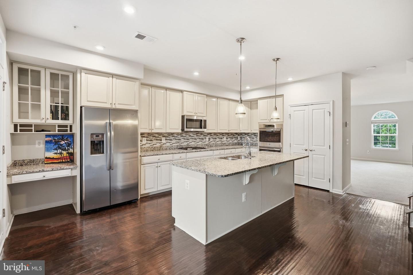 3634 Briarwood Dr — photo