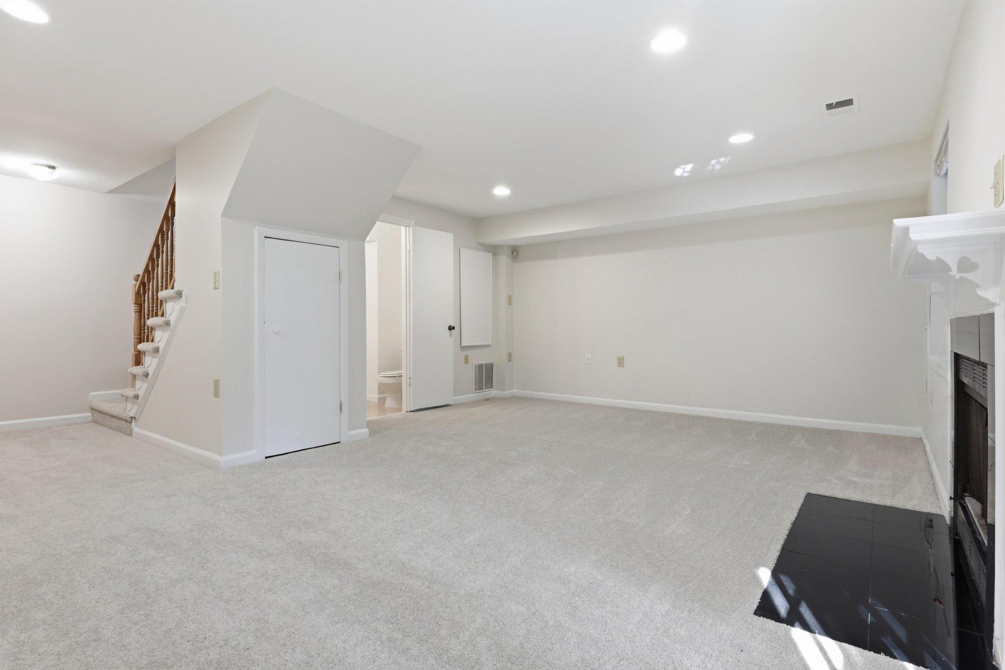 5079 Lambsgate Ln — photo