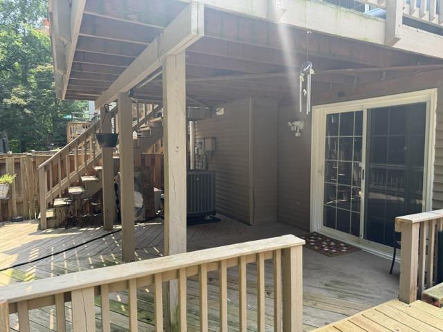 15255 Streamside Ct — photo