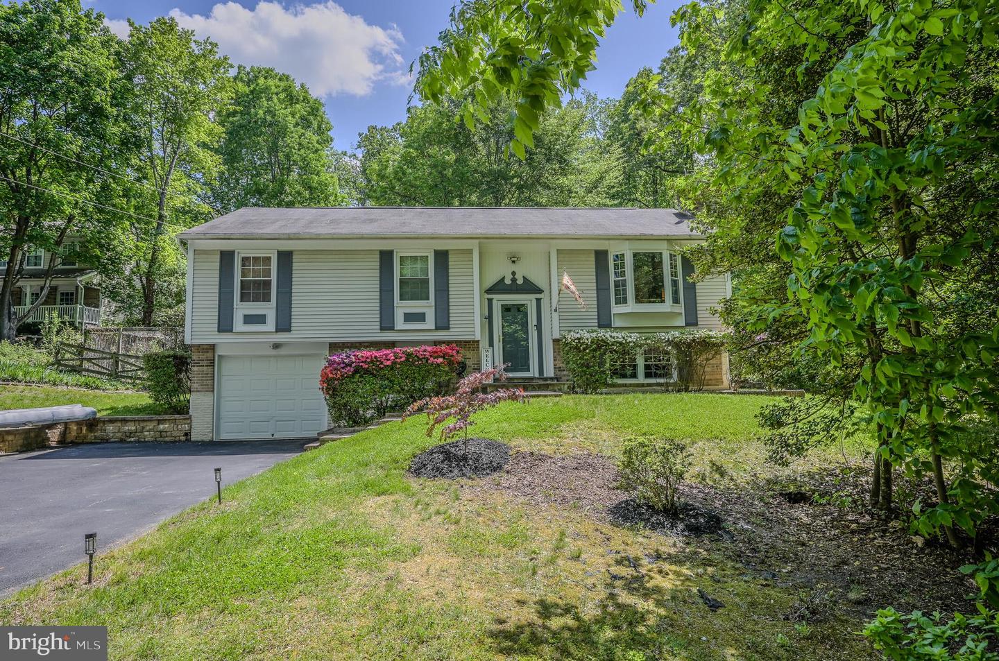 12510 Basswood Dr — photo