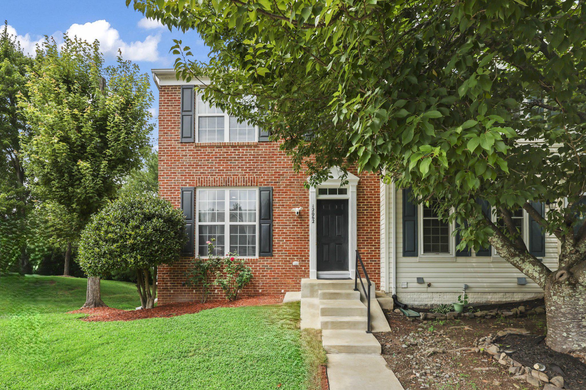 12062 Elliots Oak Pl — photo
