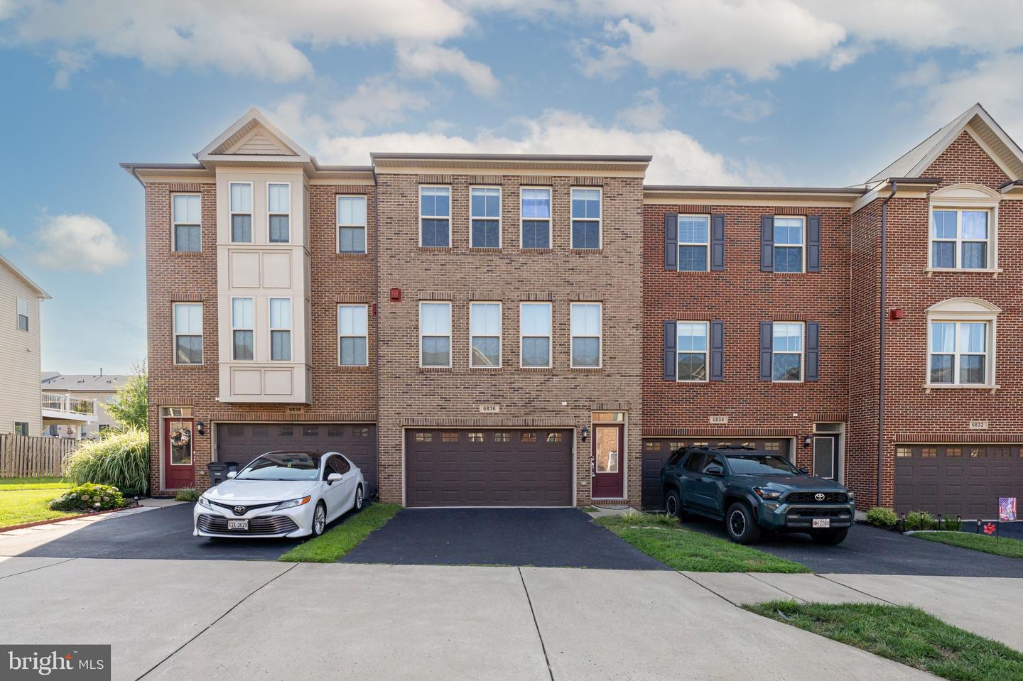 6836 William White Way — photo