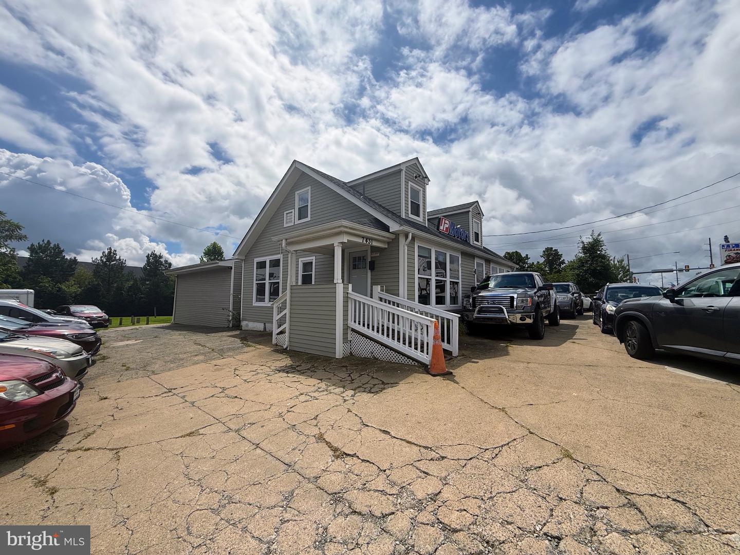 7431 Centreville Rd — photo