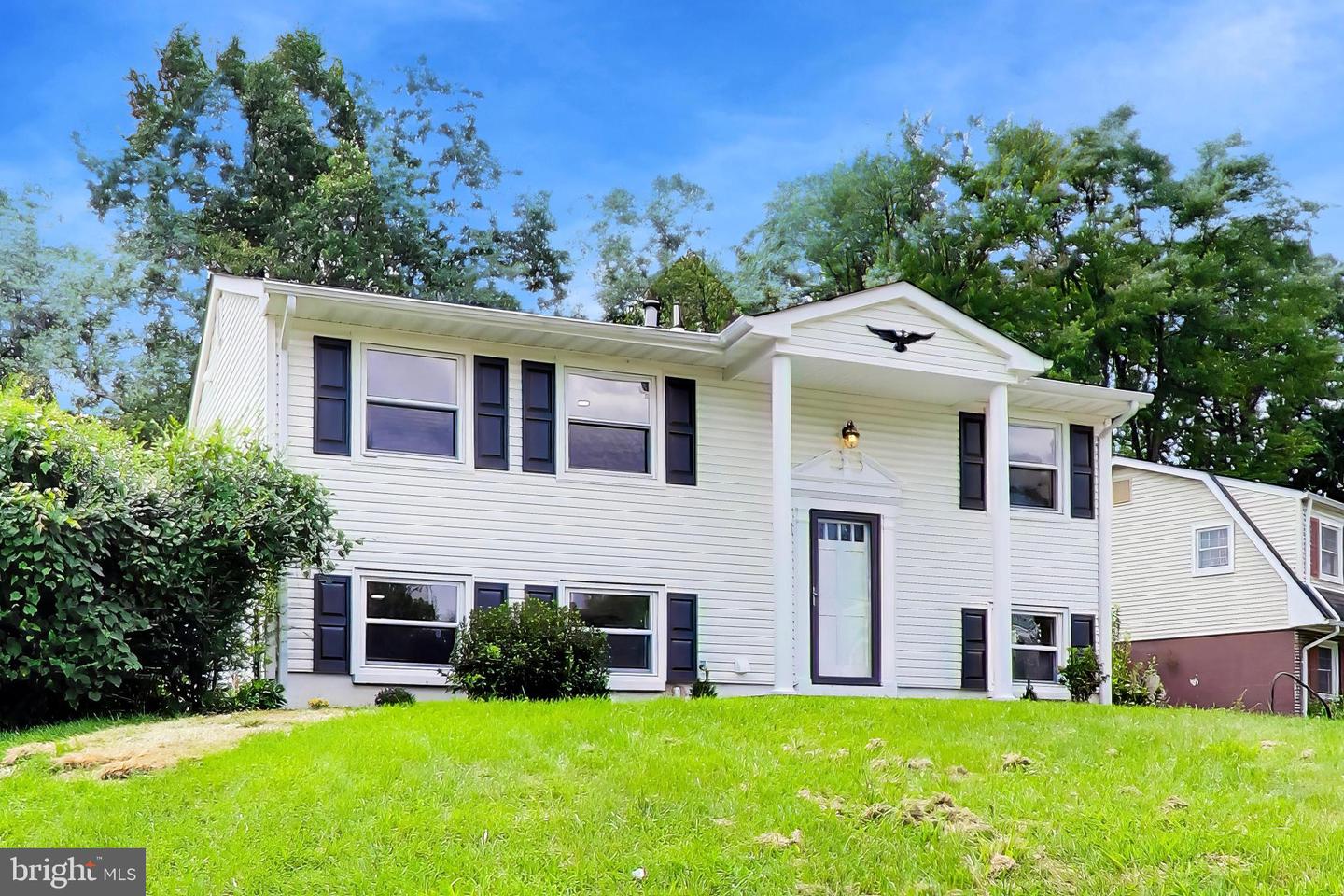 4401 Kentmore Dr — photo
