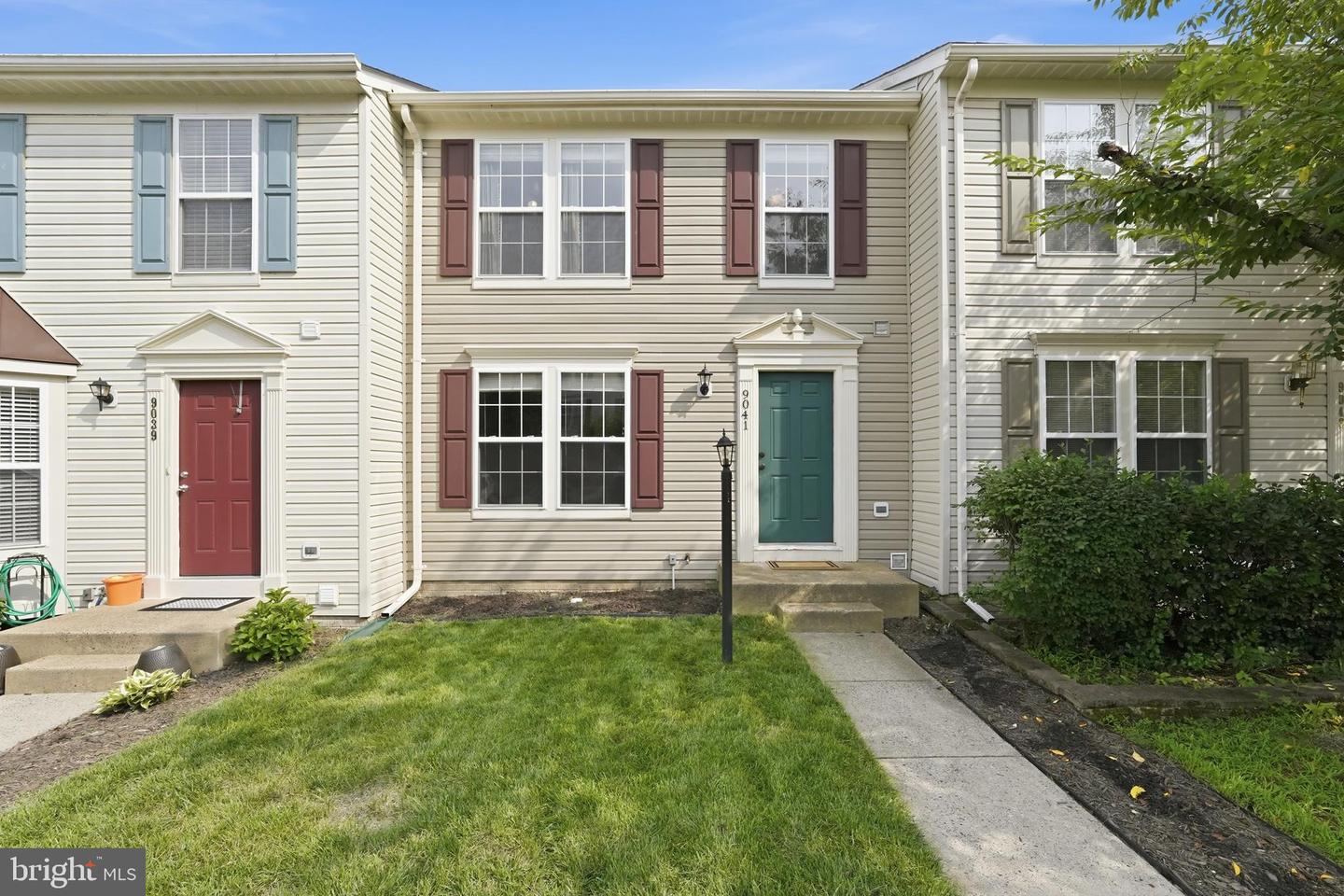 9041 Falcon Glen Ct — photo
