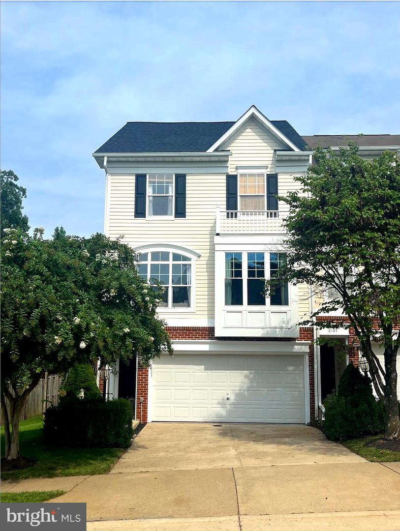 8185 Glade Bank Dr — photo
