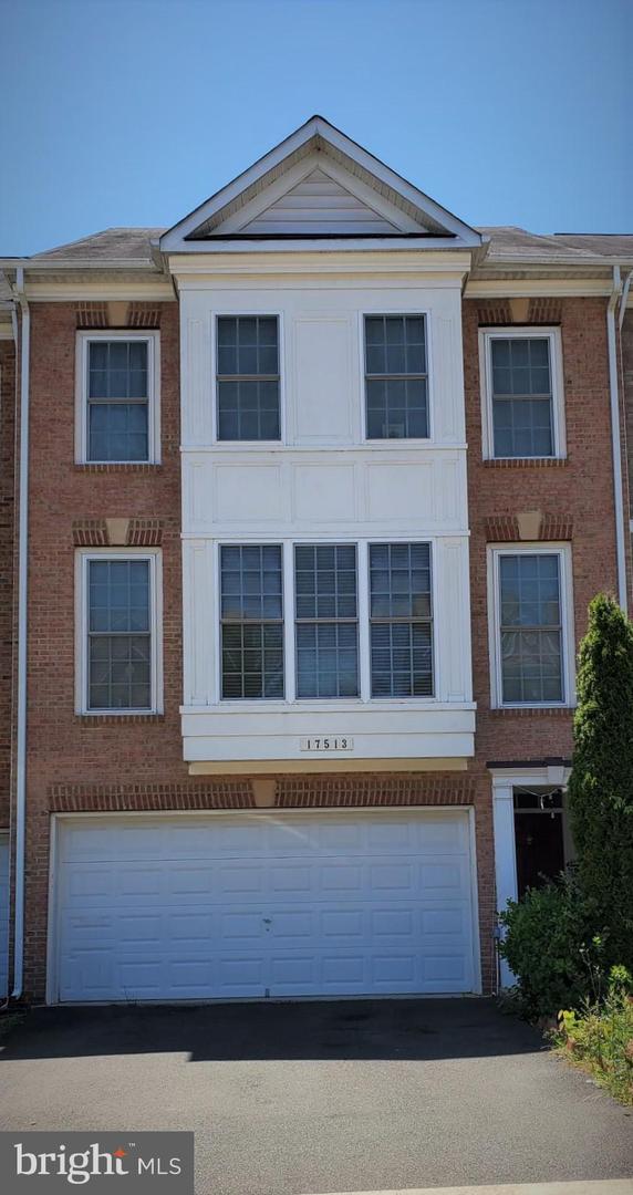 17513 Victoria Falls Dr — photo