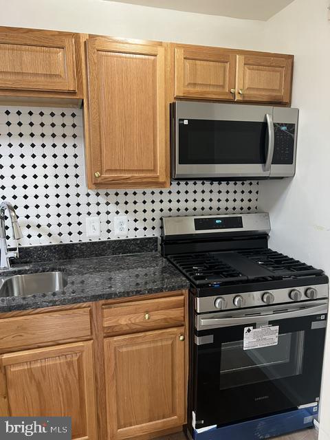 1600 Renate Dr #104 — photo