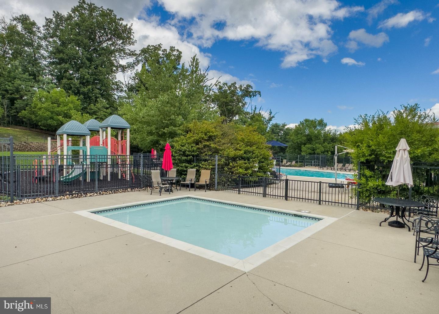 14862 Potomac Branch Dr — photo