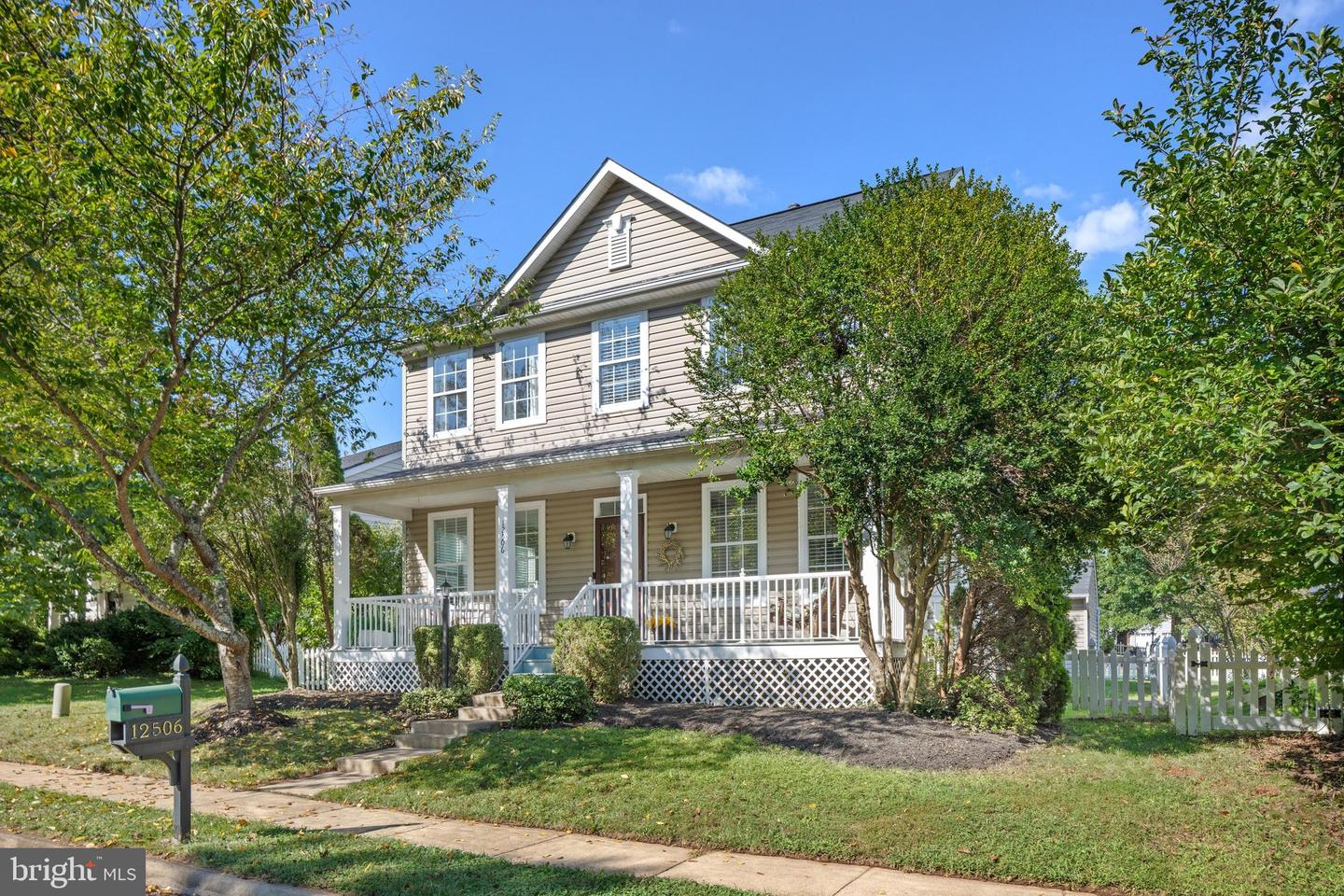 12506 Iona Sound Dr — photo