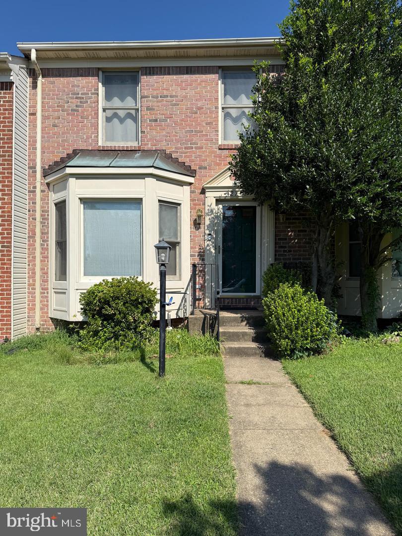 2740 Winston Ct — photo