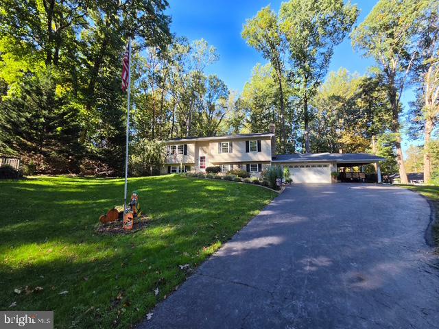 8804 Doug Dr — photo