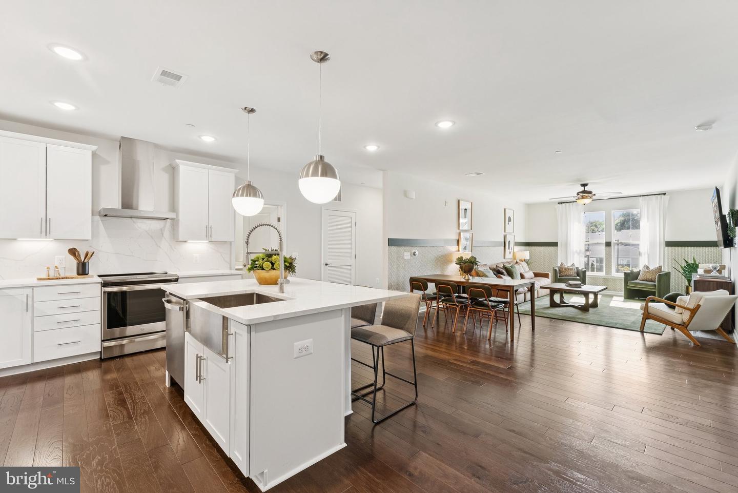 3700 Havertill Ln #201 — photo