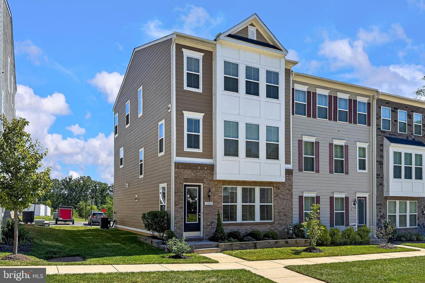 13052 Jessica Grove Pl — photo