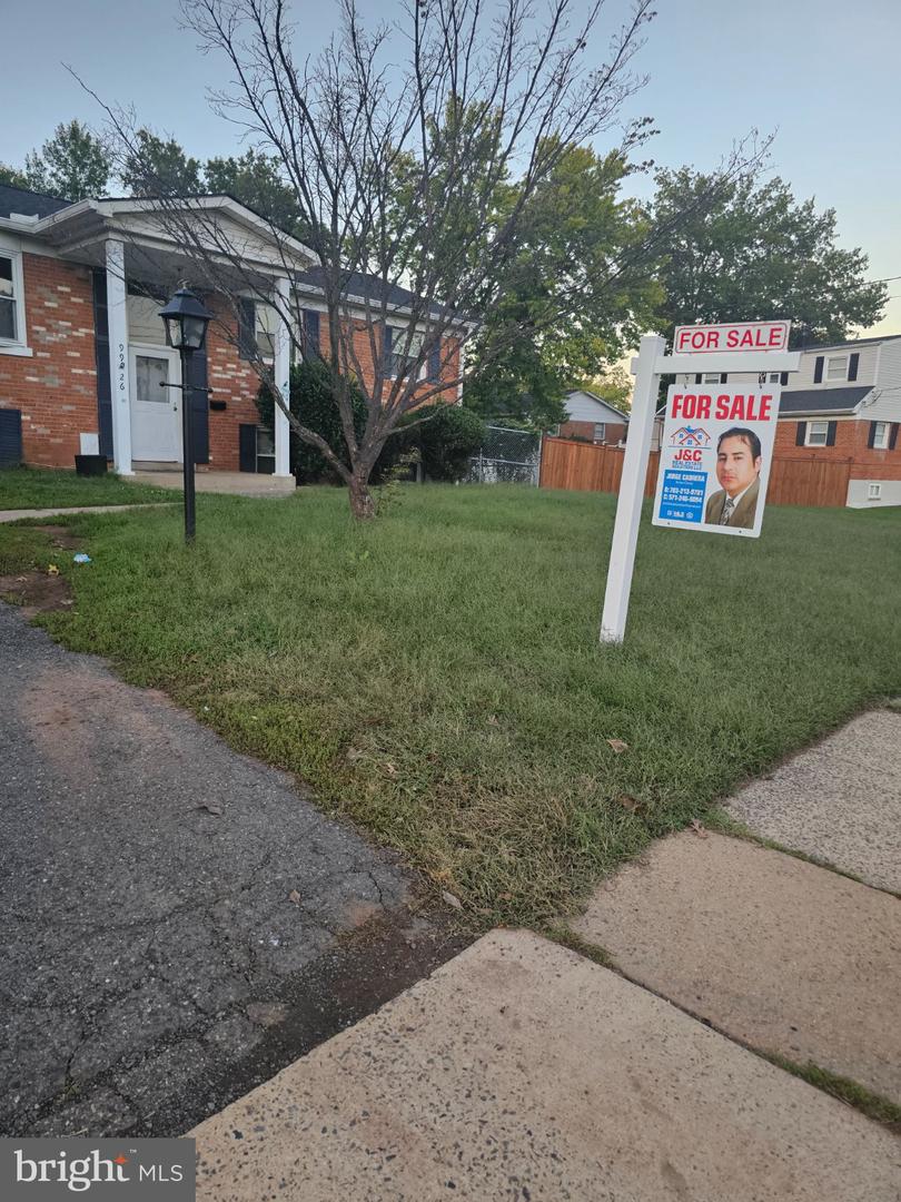 9926 Portsmouth Rd — photo