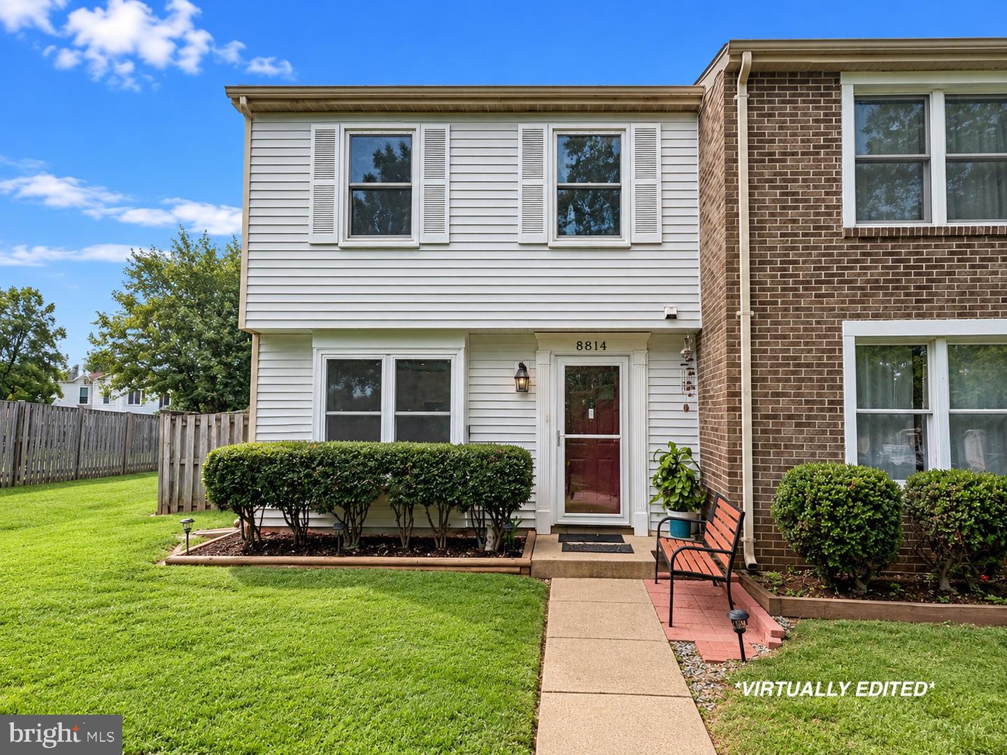 8814 Vicksburg Ct — photo