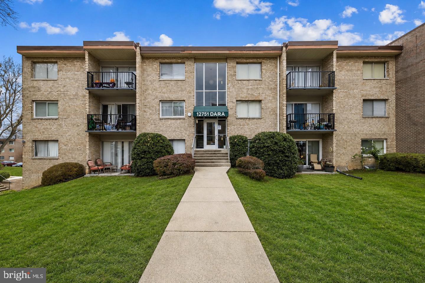 12751 Dara Dr #102 — photo