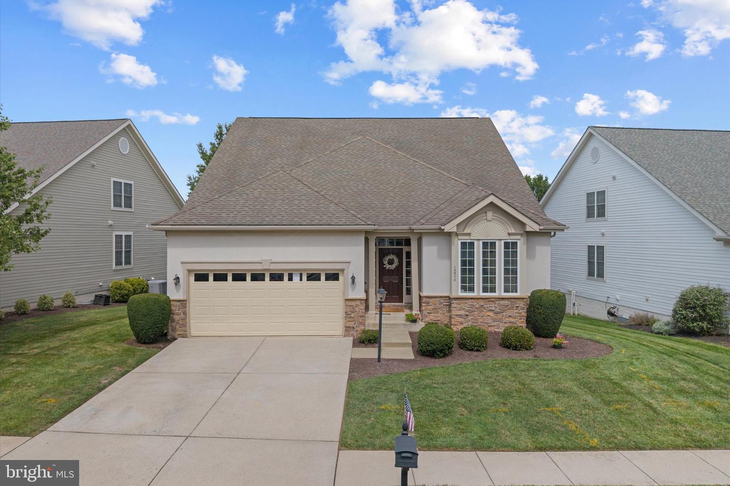 13972 Real Quite Ct — photo