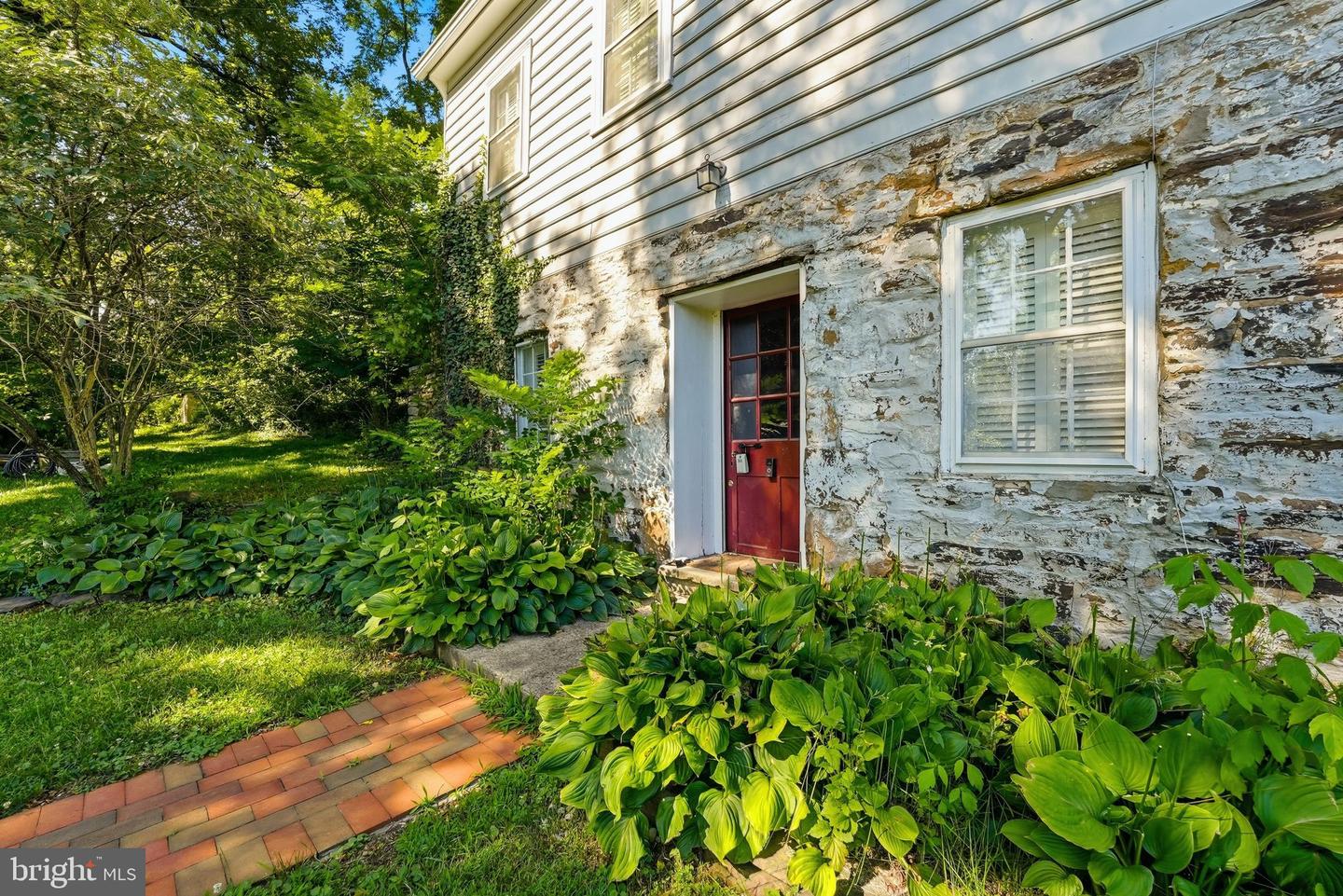 8200 Buckland Mill Rd — photo