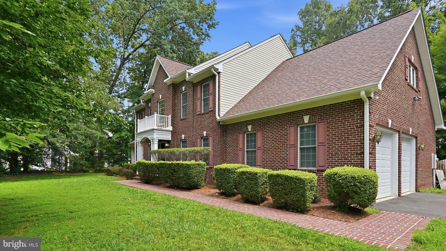 13301 Dumfries Rd — photo