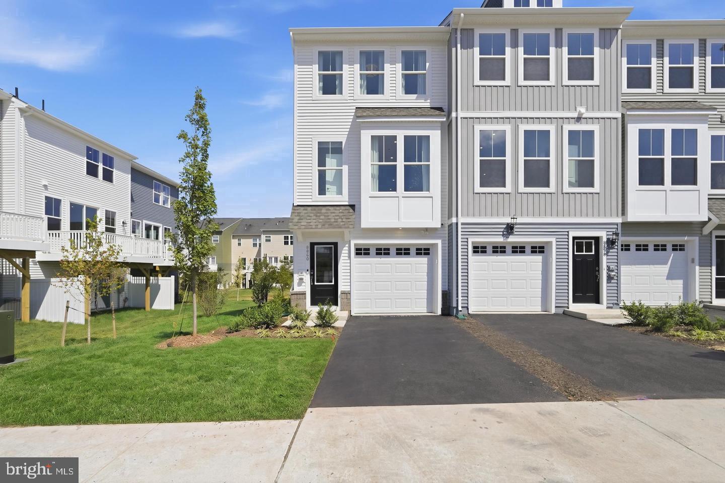 10796 Pennywell Garden Rd — photo