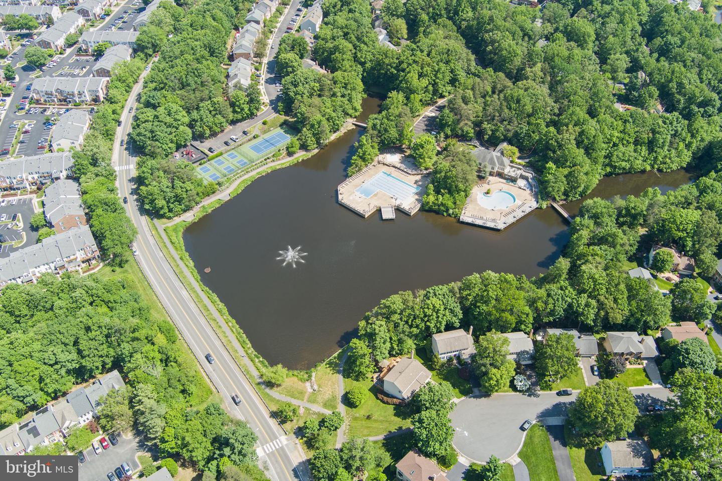 4422 Berwick Pl — photo