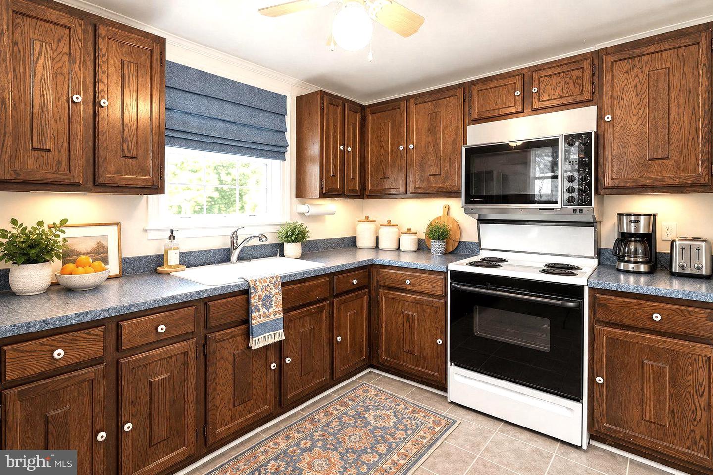13013 Kimbrough Ln — photo