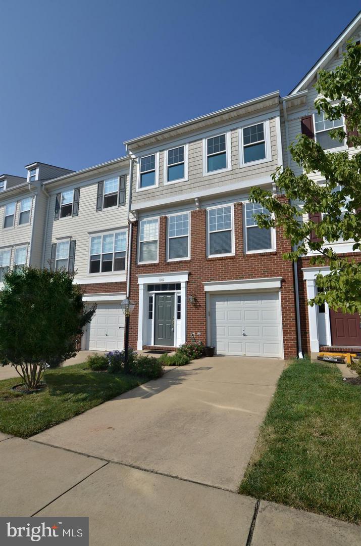 8112 Rainwater Cir — photo