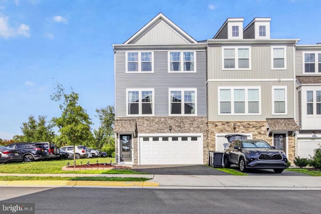 10537 Waterbury Woods Way — photo