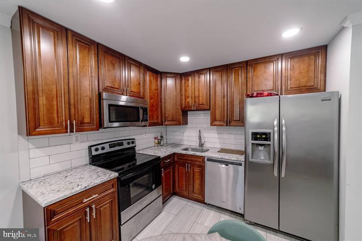 15218 Nottingham Dr Unit B — photo