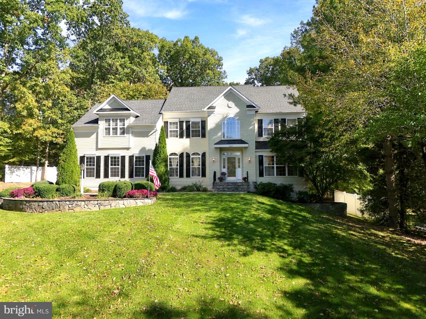 10631 Palace Ct — photo