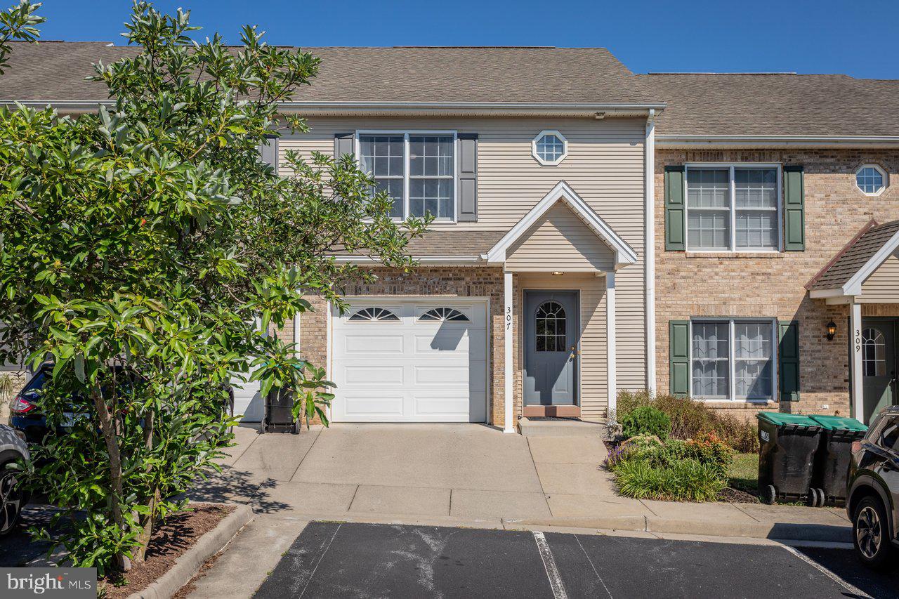 307 Joyce Dr — photo