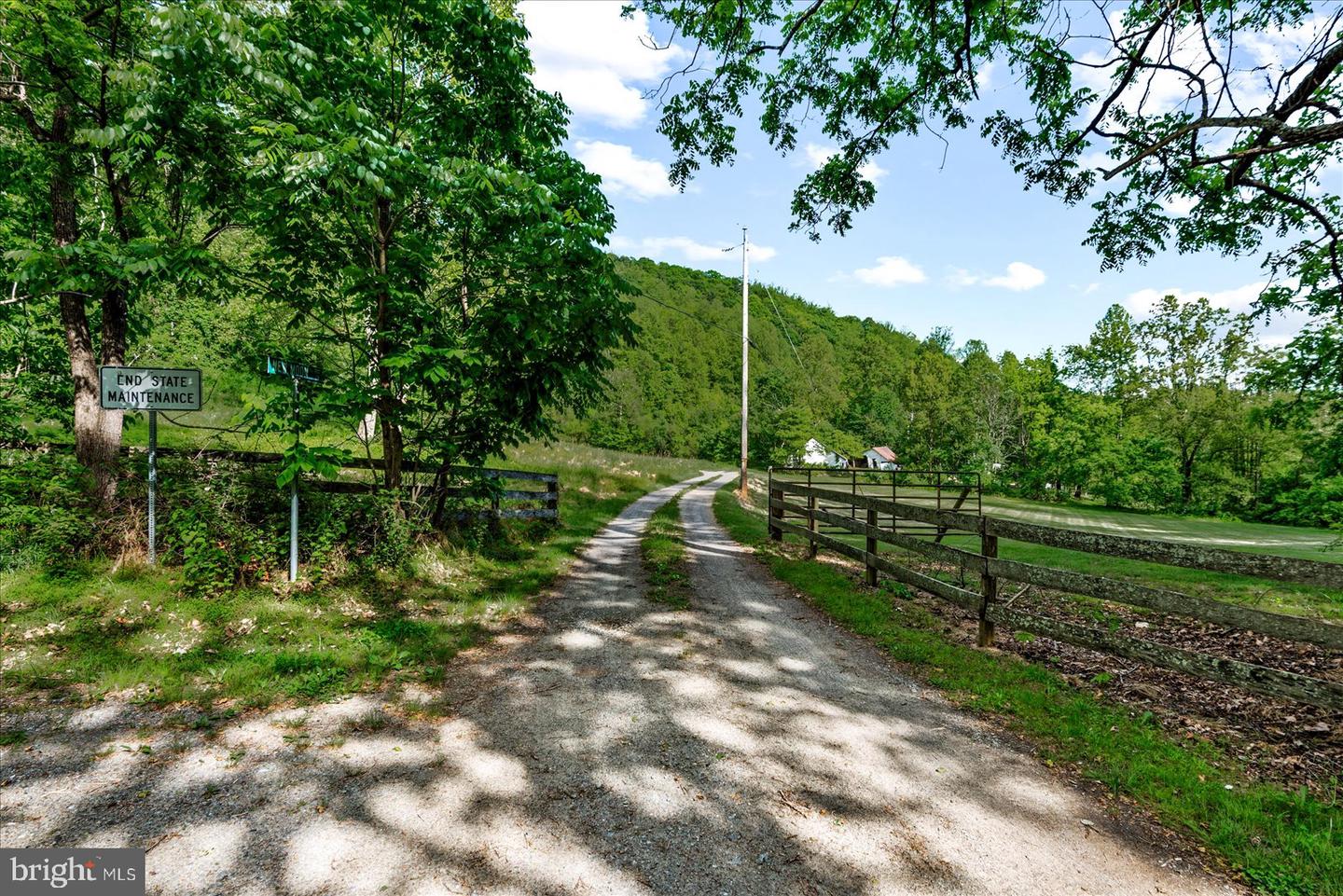 32 New Moon Ln — photo