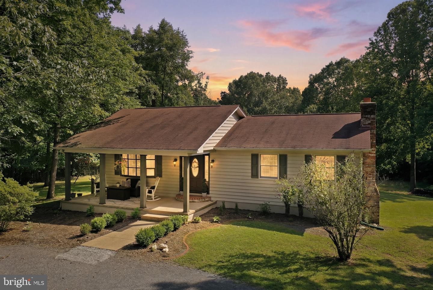 78 Lizzie Mills Road, Castleton, VA 22716