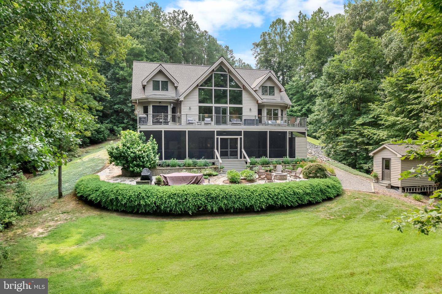 68 W Sunrise Dr — photo