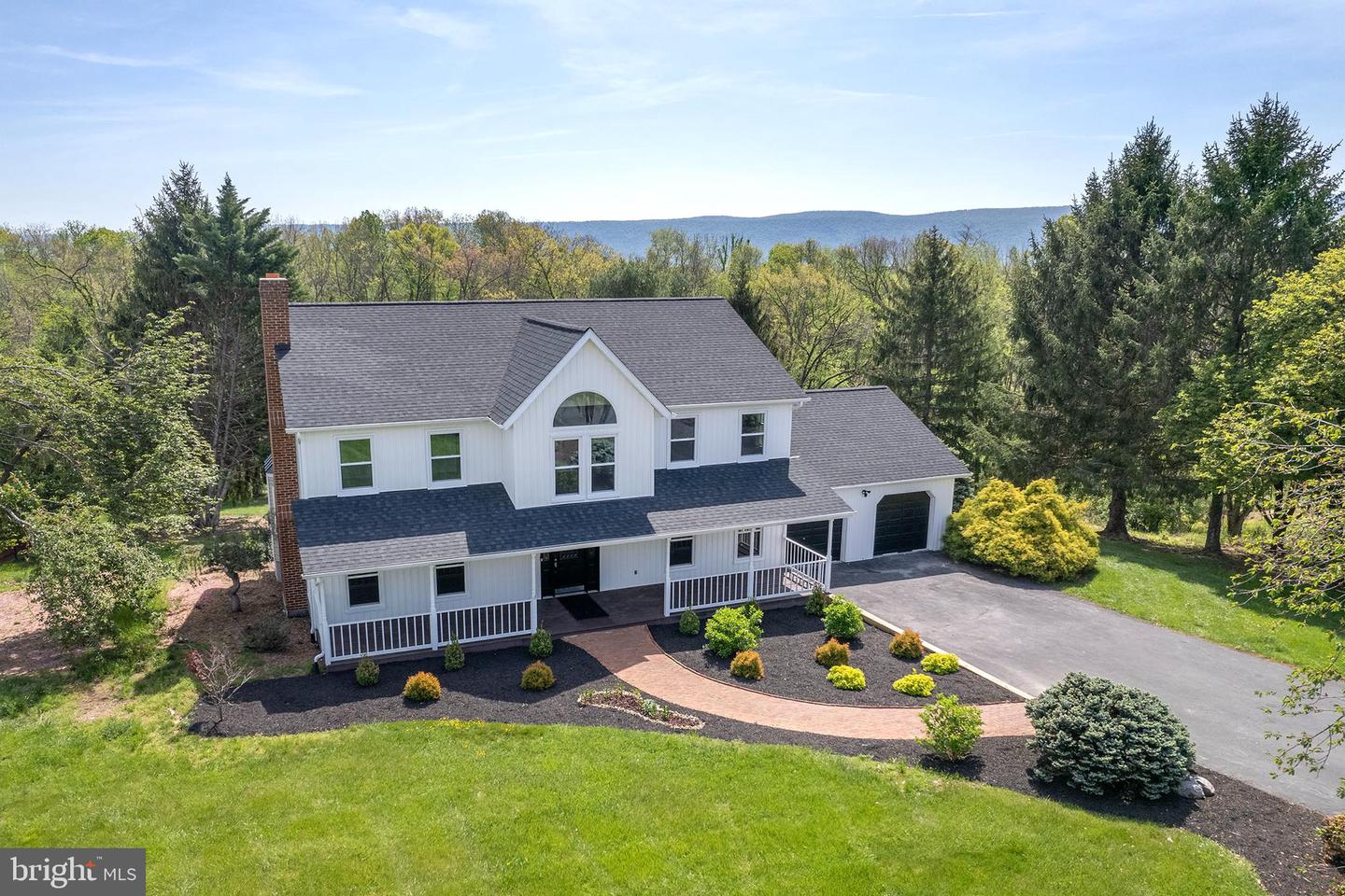 405 Spring Hollow Rd — photo