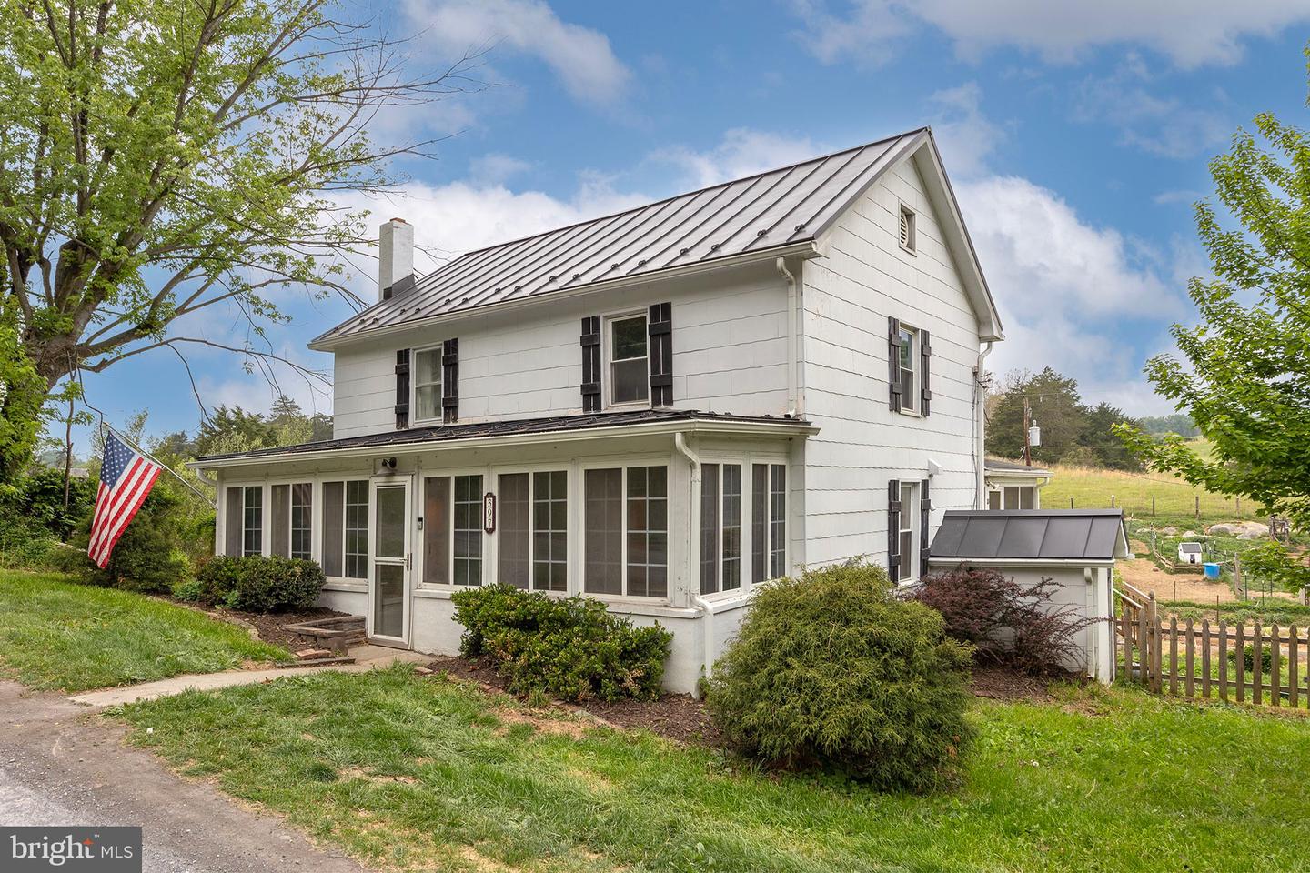 397 Country Brook Rd — photo