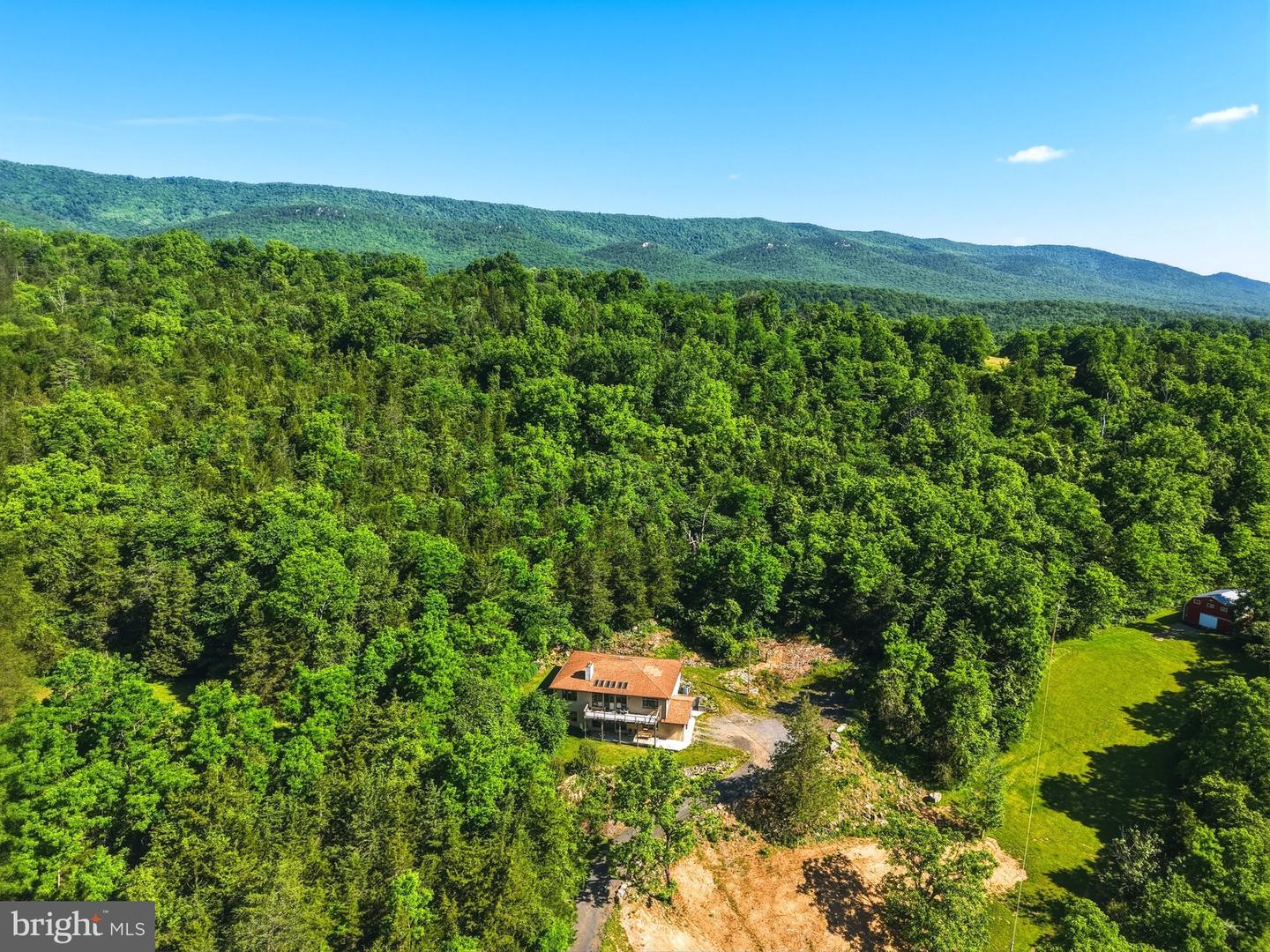 1639 Sugar Hill Rd — photo
