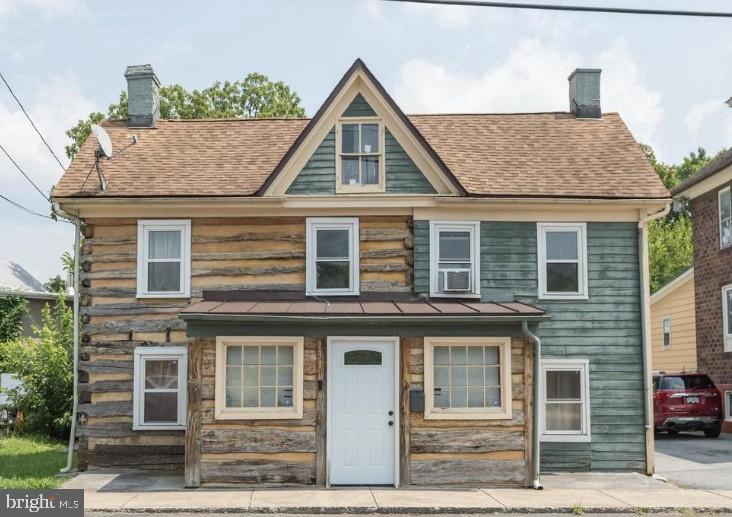 131 S Massanuten St — photo
