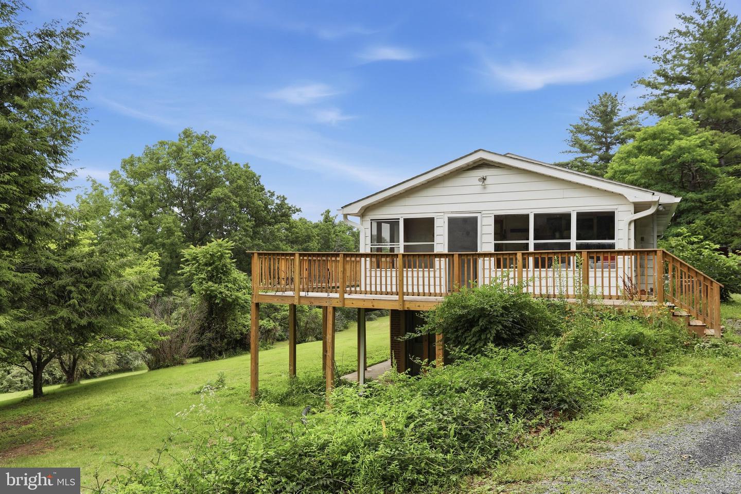 3704 Cedar Creek Rd — photo