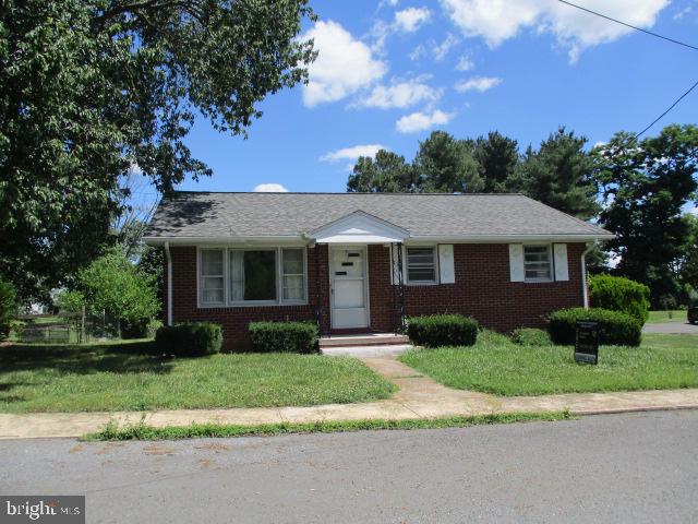 138 Shannon Ave — photo