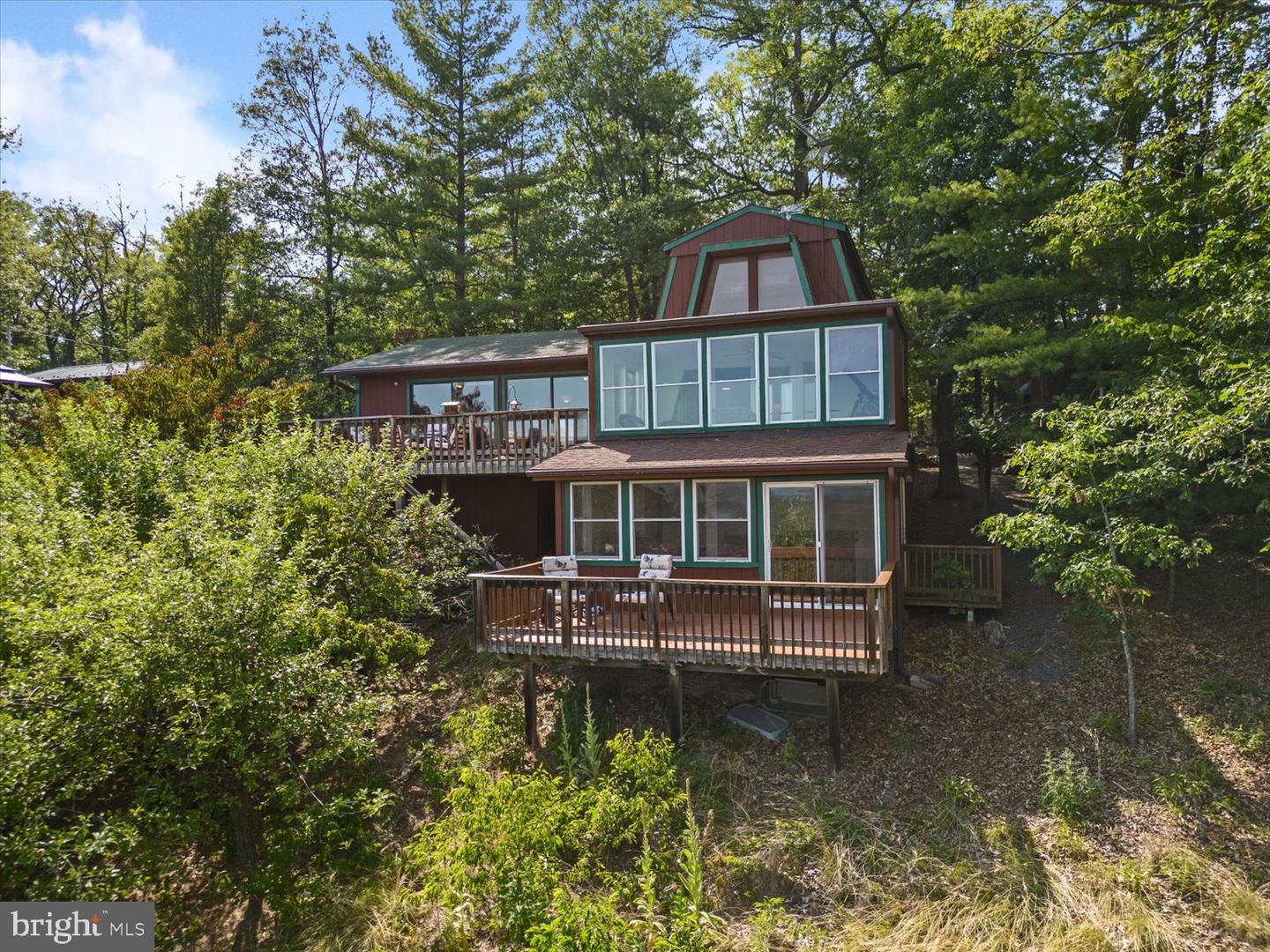 685 N Maple, Mount Jackson, VA 22842 — photo 3