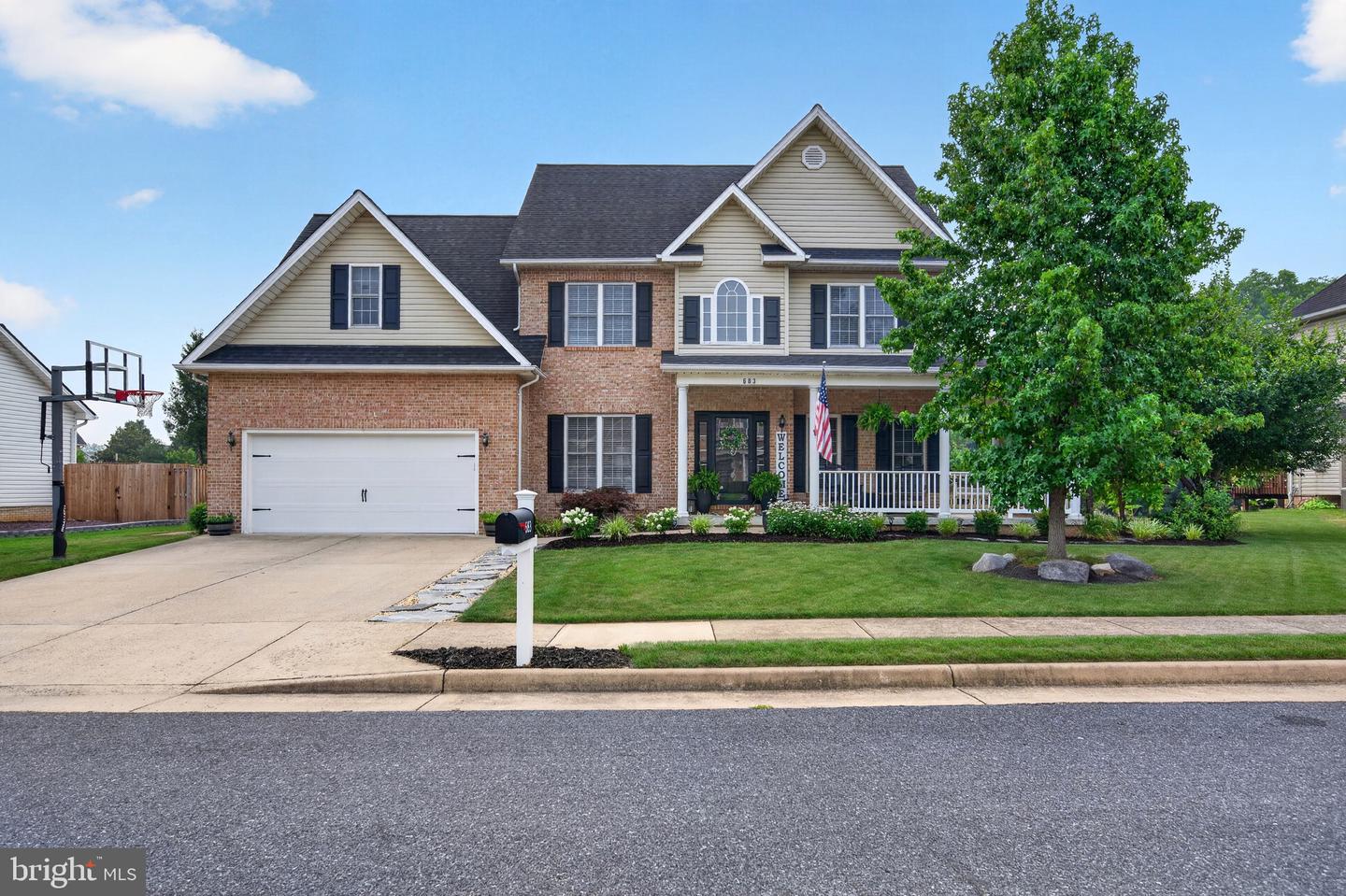 683 Dellinger Dr — photo