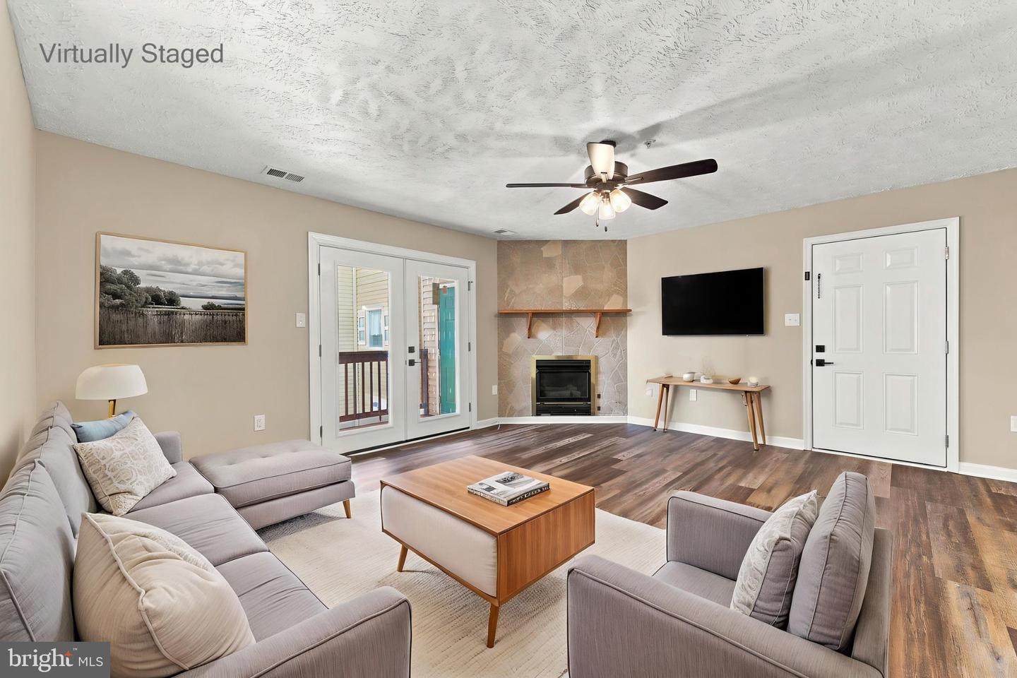 1290 Ox Rd #E-6 — photo