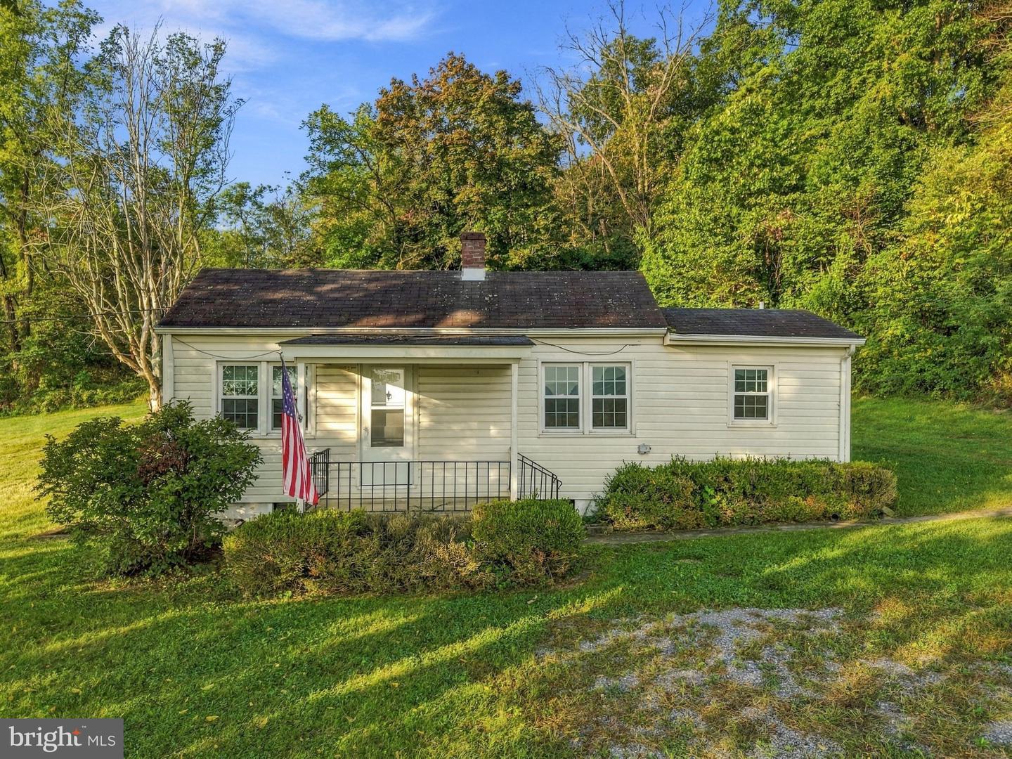315 Mount Hebron Rd — photo