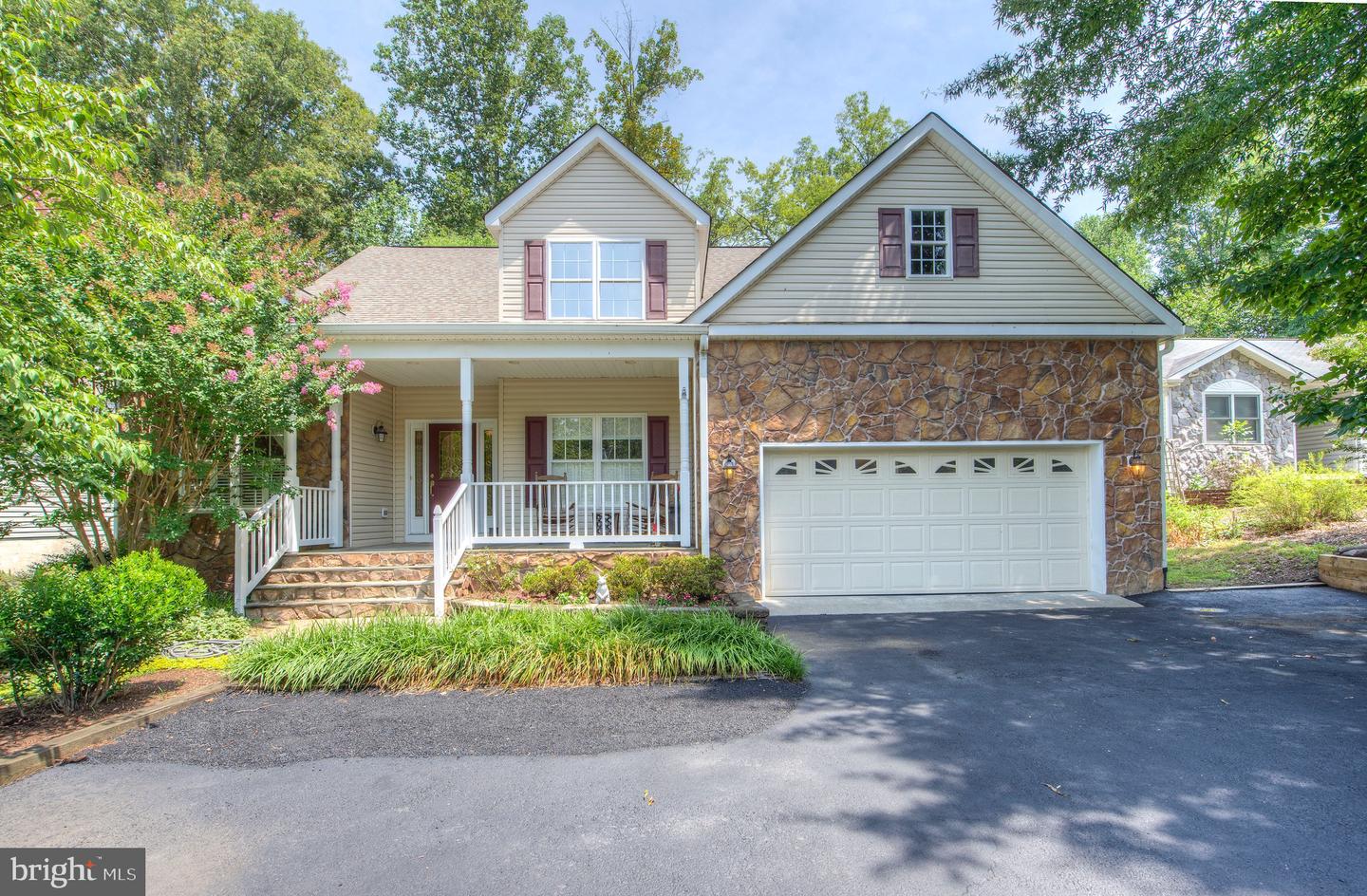 16016 Carrington Ct — photo