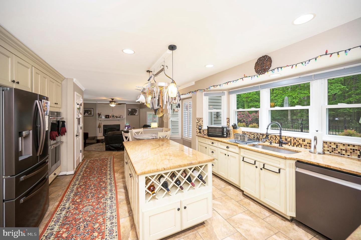 8125 Lee Jackson Cir — photo