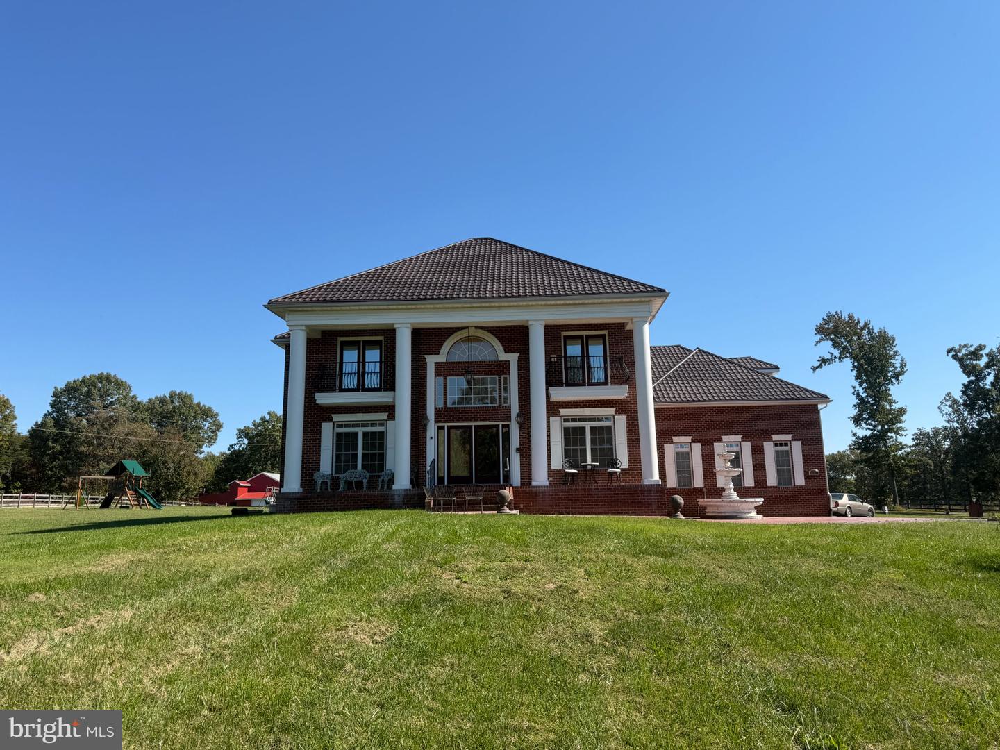 12611 Ronquest Ln — photo